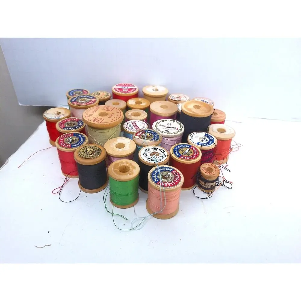 Vintage Coats & Clarks Belding Star J&P Wooden Spool Sewing Thread Lot Of 32